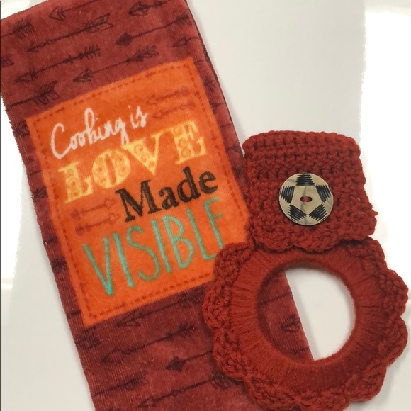 Yarn hot off the hook Other - Southwest towel hanger & cotton kitchen towel